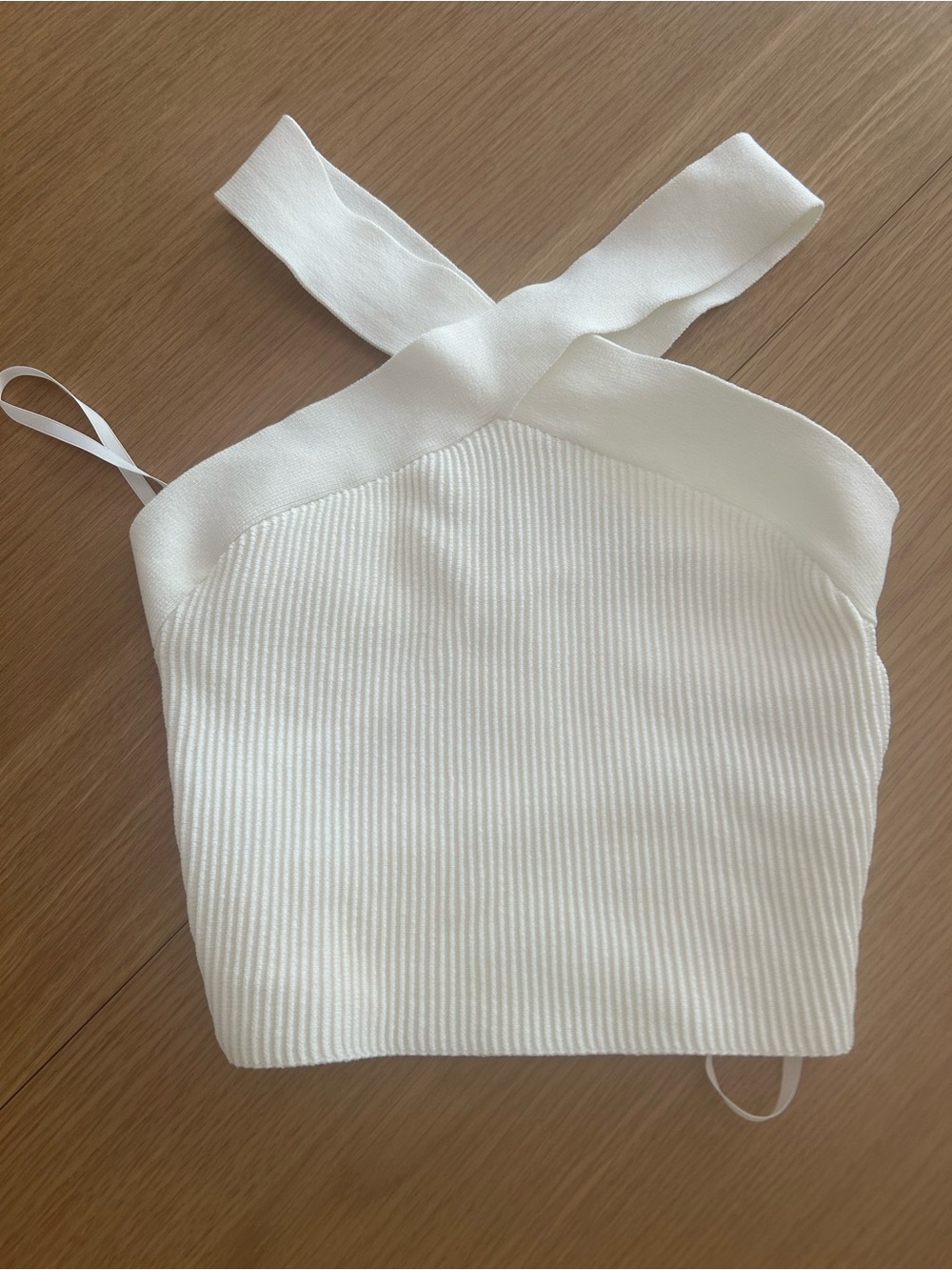 Aritzia Sculpt Cross-Strap Ribbed Crop Top